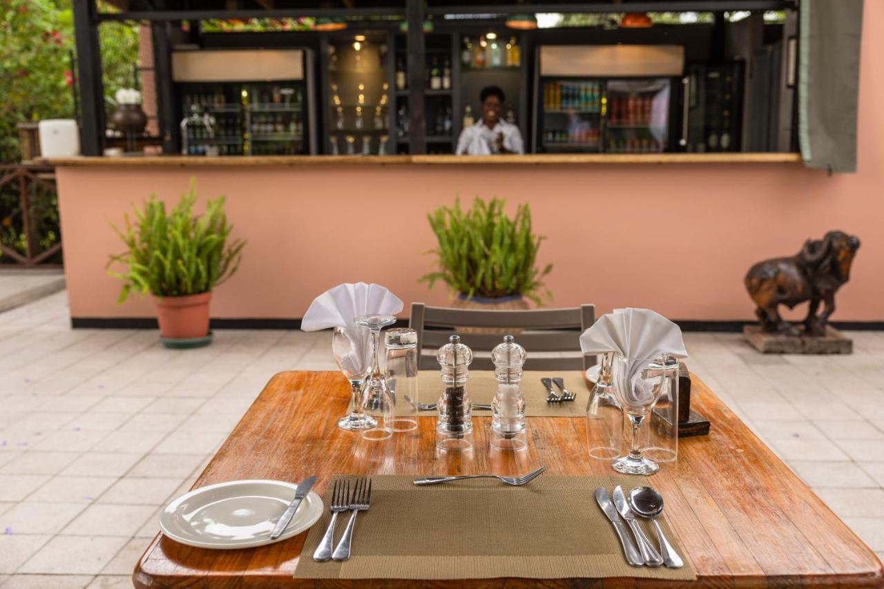 Sedia Hotel Maun ภายนอก รูปภาพ